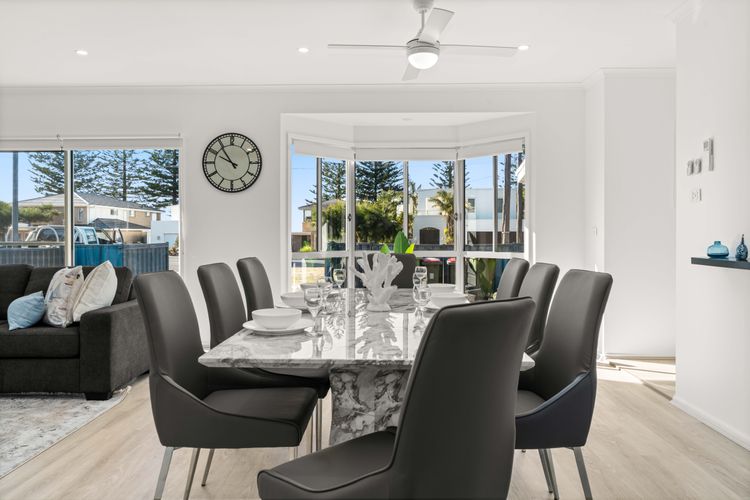 Bay1b – Bayswater Beach House 2 by Experience Jervis Bay