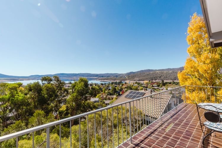 Aviemore – 2/14 Cobbodah Street
