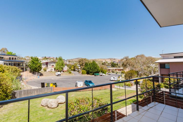 Khione – 6/23-25 Kirwan Close