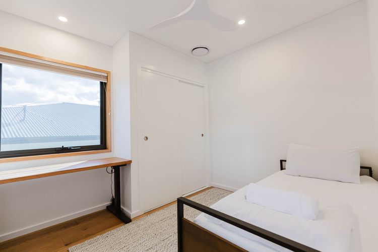 Little Willow – 11a Willow Bay Place