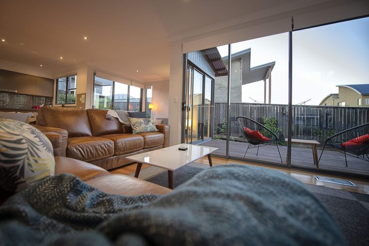 Piper’s – 2/111A Gippsland Street