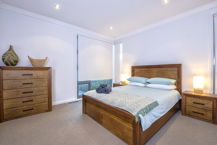 Piper’s – 2/111A Gippsland Street