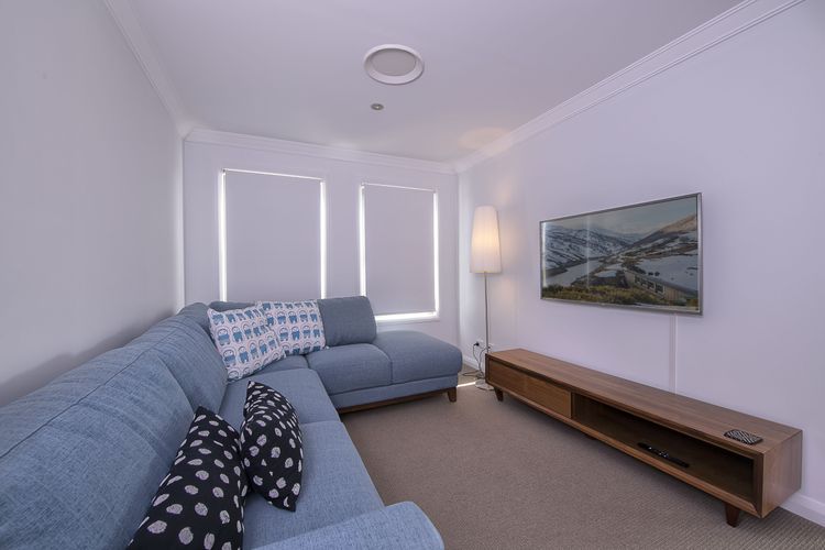 Piper’s – 2/111A Gippsland Street