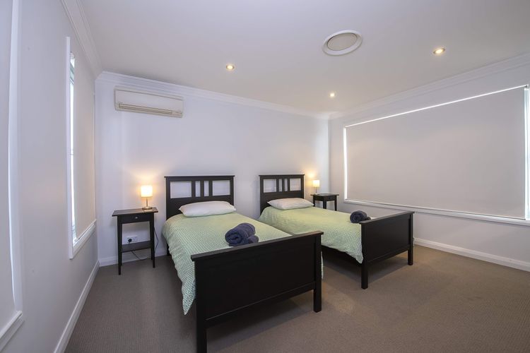 Piper’s – 2/111A Gippsland Street