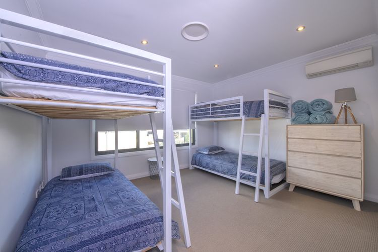 Piper’s – 2/111A Gippsland Street