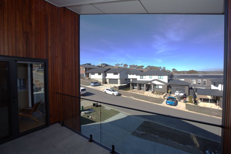 14 Abbott Street – House