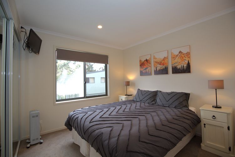 Boronia – 6/30 Nettin Circuit