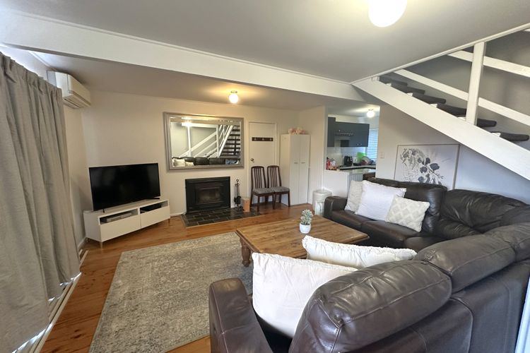 Cobbon – 14 Cobbon Crescent