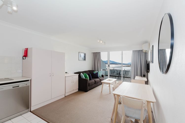 Horizons – 321/10 Kosciuszko Road