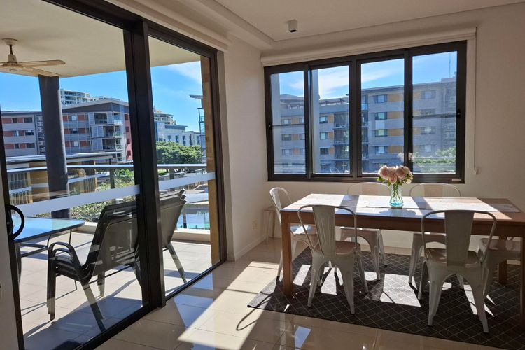 Luxurious Waterfront Living in the Heart of Darwin – Stunning 2-Bedroom Apartment