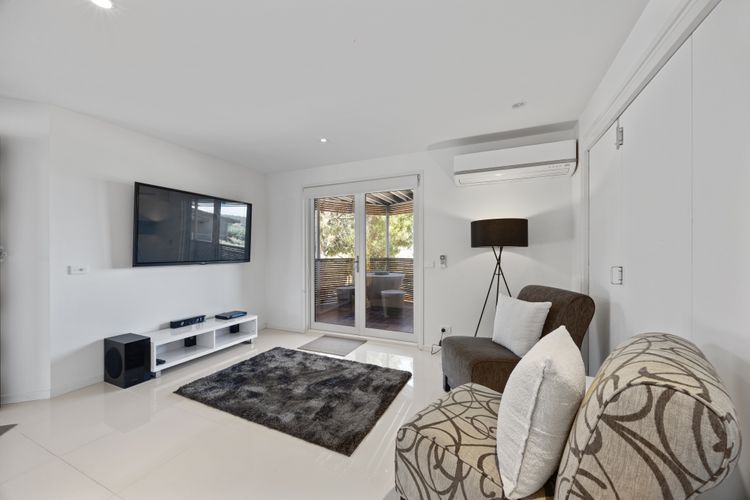 Eagles Nest – Merrijig – Sleeps 10