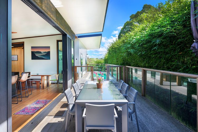 Elysian Retreat Milton