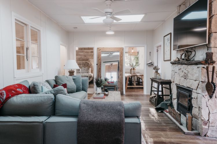 Lola Cottage