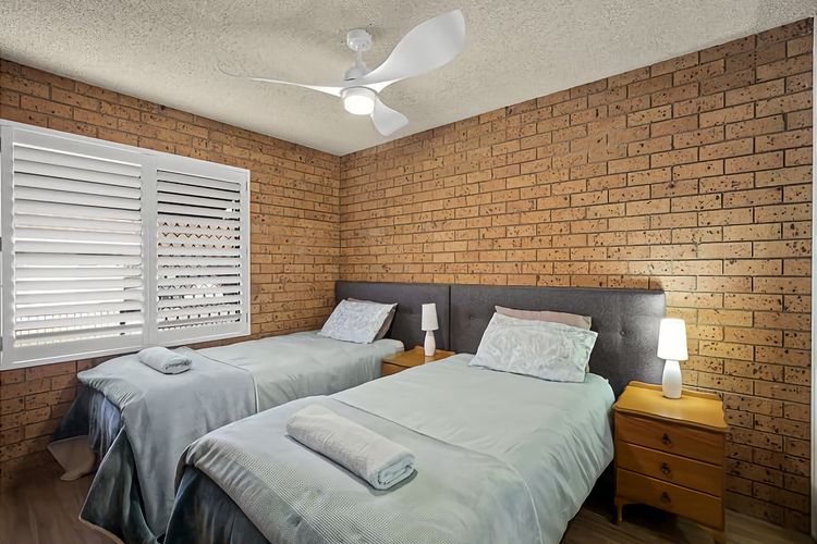 Driftwood Court 1