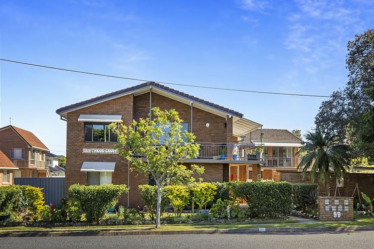 Driftwood Court 1