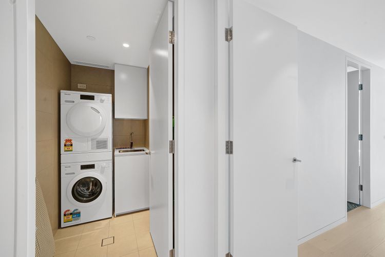 Modern Elegance Barangaroo (I30)