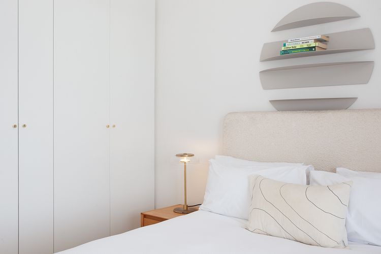 The Bondi Escape ISYD