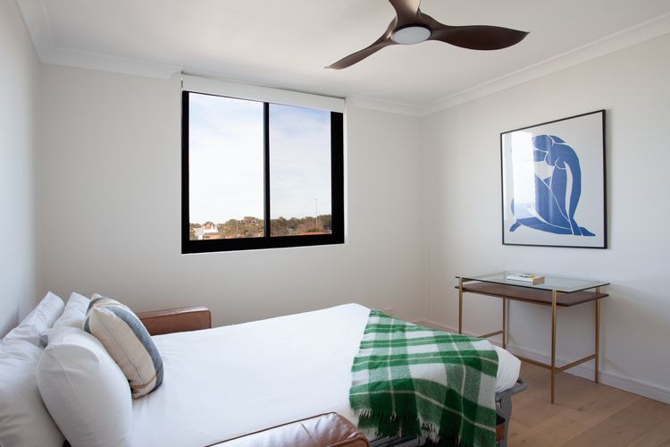 The Bondi Escape ISYD