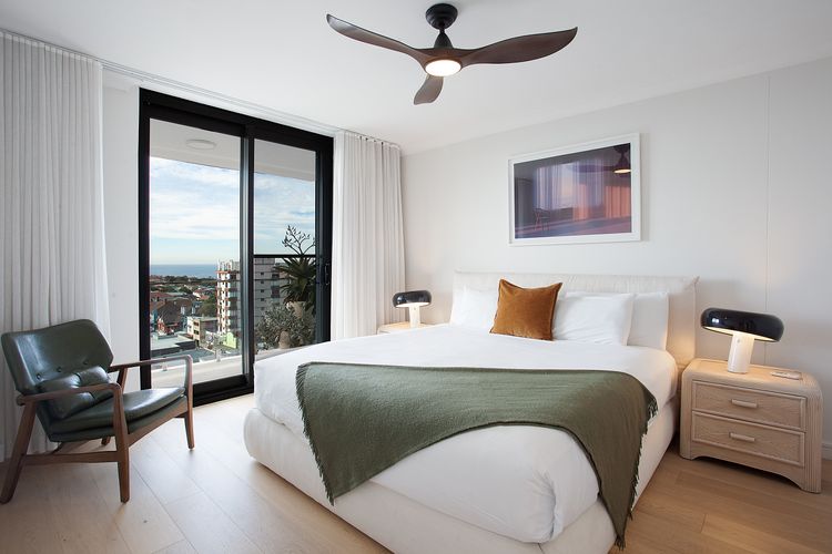 The Bondi Escape ISYD
