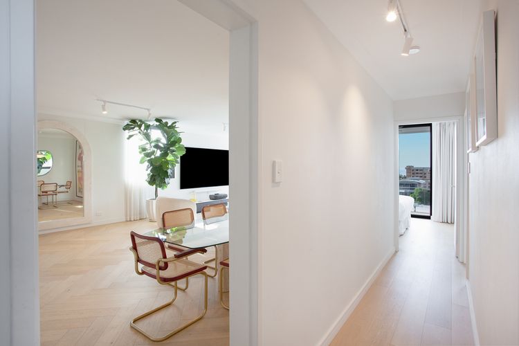 The Bondi Escape ISYD