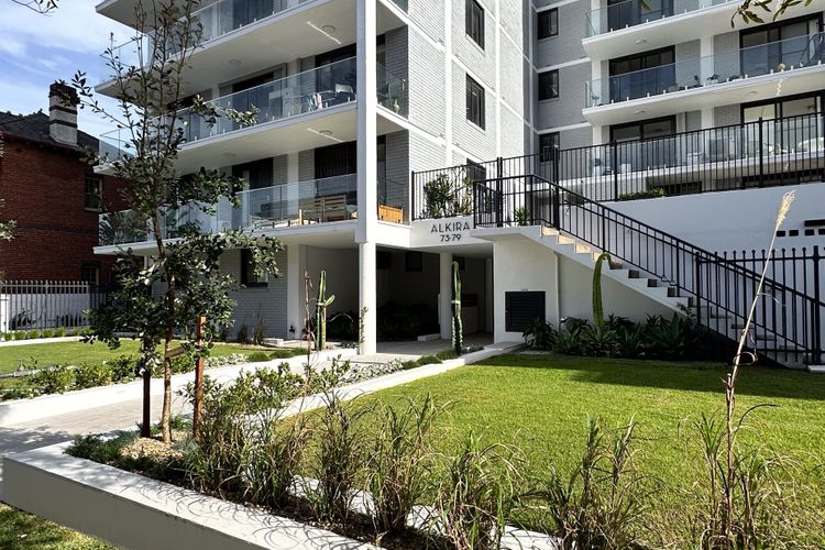 The Bondi Escape ISYD