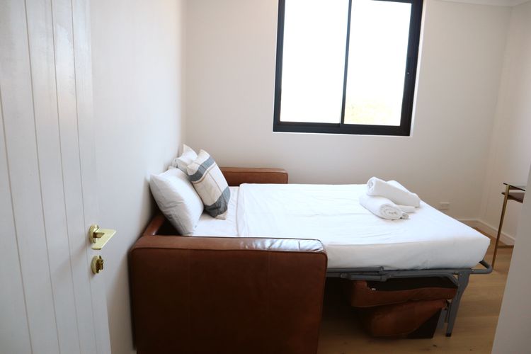 The Bondi Escape ISYD