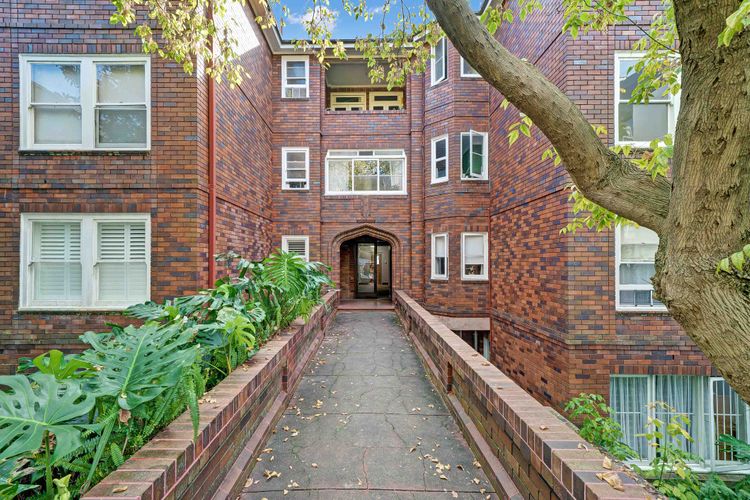 Woollahra Gem I90