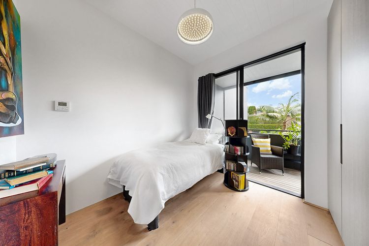 Bay Dream, Double Bay IH