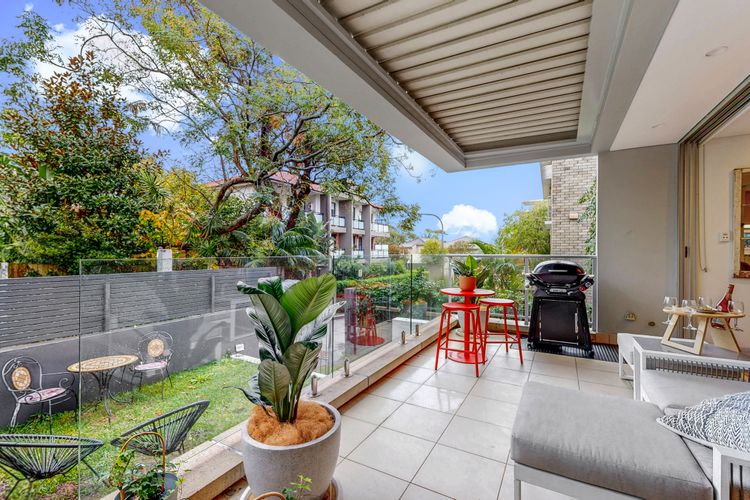 Salty Oasis, Bondi Beach ISYD