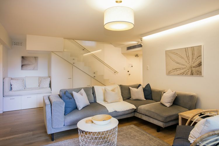 Tewkesbury Courtyard, Darlinghurst I90