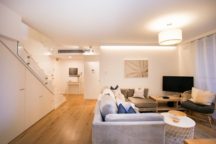 Tewkesbury Courtyard, Darlinghurst I90
