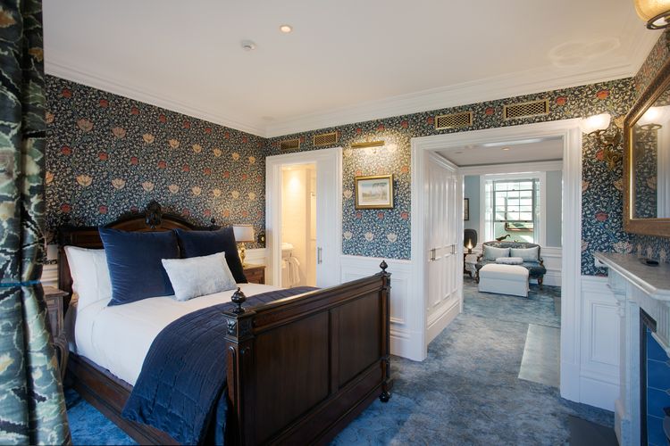 Darling Manor IBO