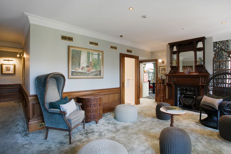 Darling Manor IBO