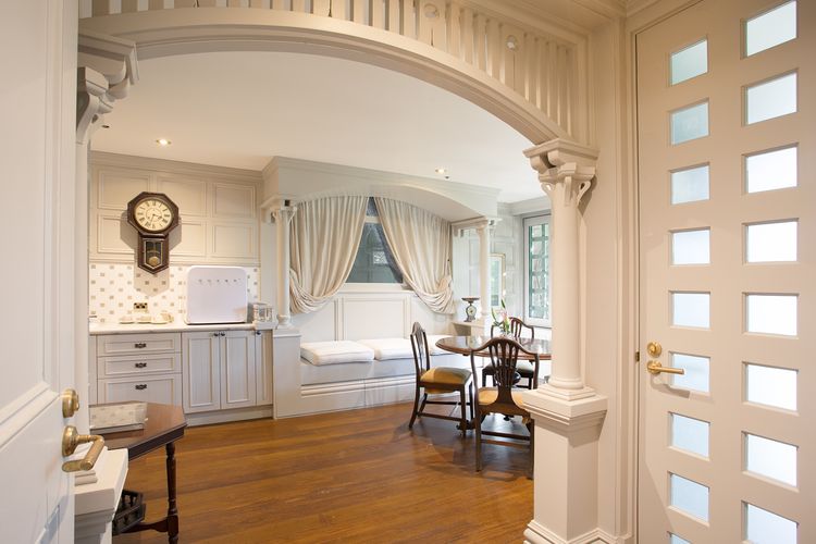 Darling Manor IBO