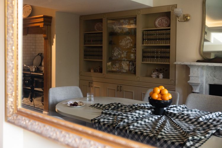 Darling Manor IBO