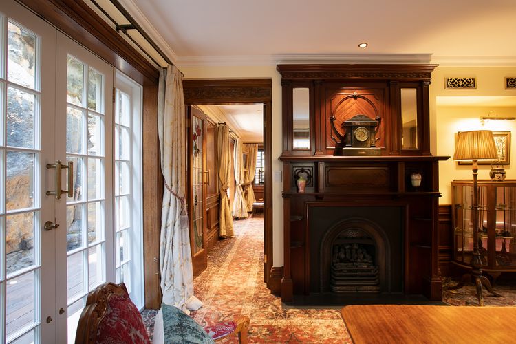 Darling Manor IBO