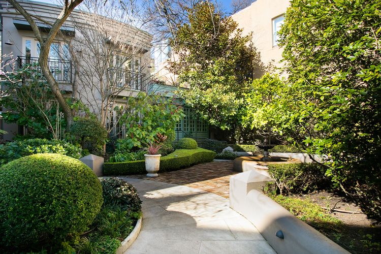 Darling Manor IBO