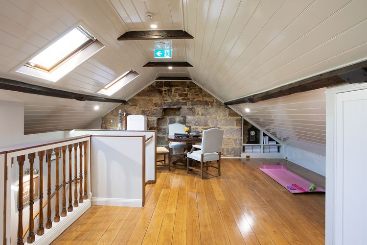 Darling Manor IBO