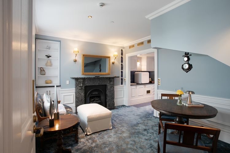 Darling Manor IBO