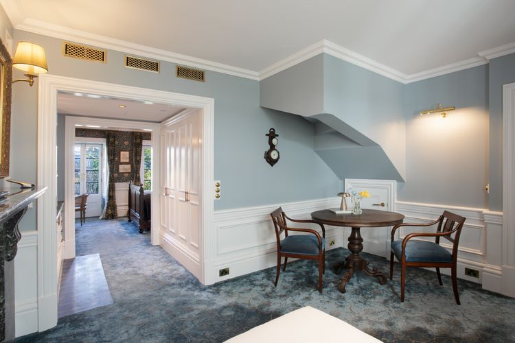 Darling Manor IBO