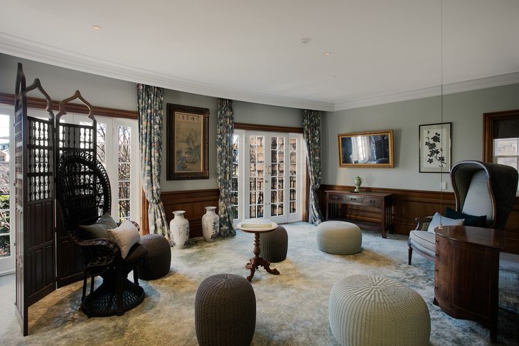 Darling Manor IBO