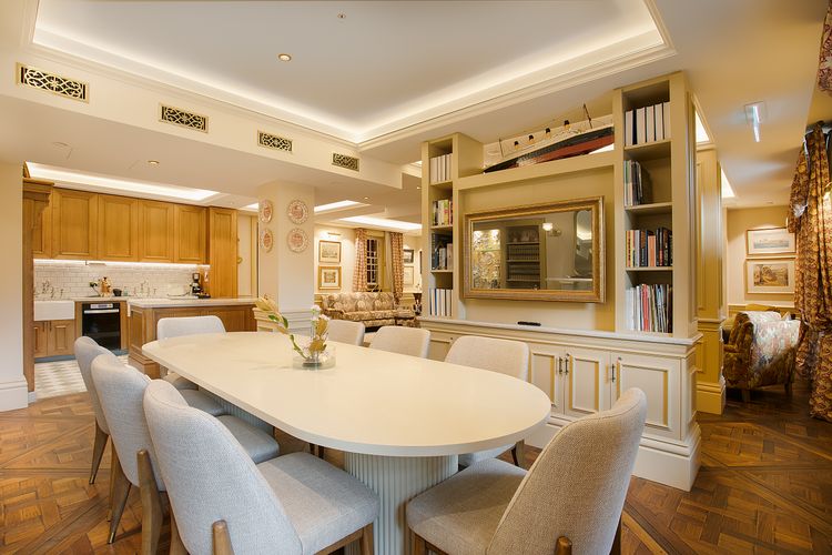 Darling Manor IBO