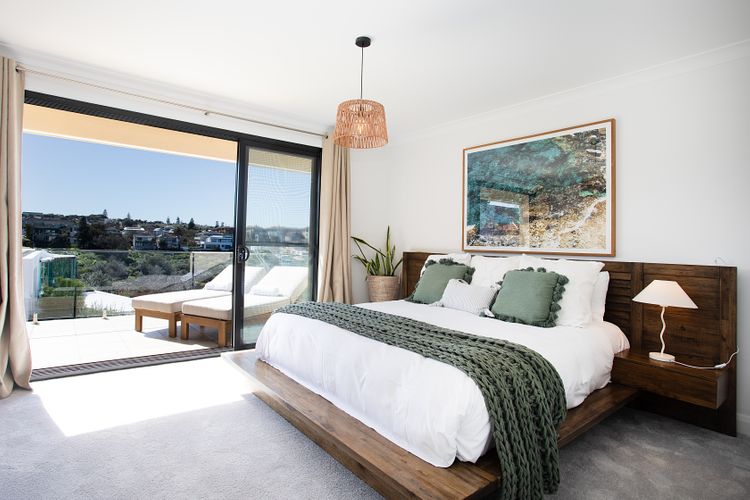 Azure Bay, Coogee IH