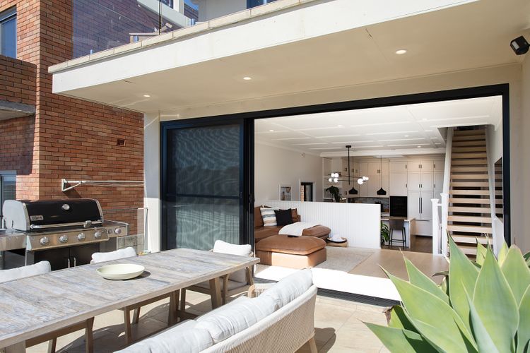 Azure Bay, Coogee IH