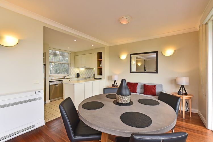 Villa 2br Moscato Villa located within Cypress Lakes Resort