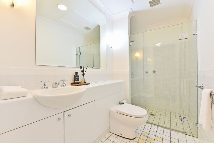 Villa 3br Bella Vista Villa located within Cypress Lakes Resort