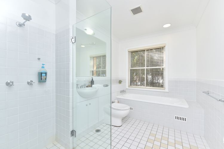 Villa 3br Bella Vista Villa located within Cypress Lakes Resort