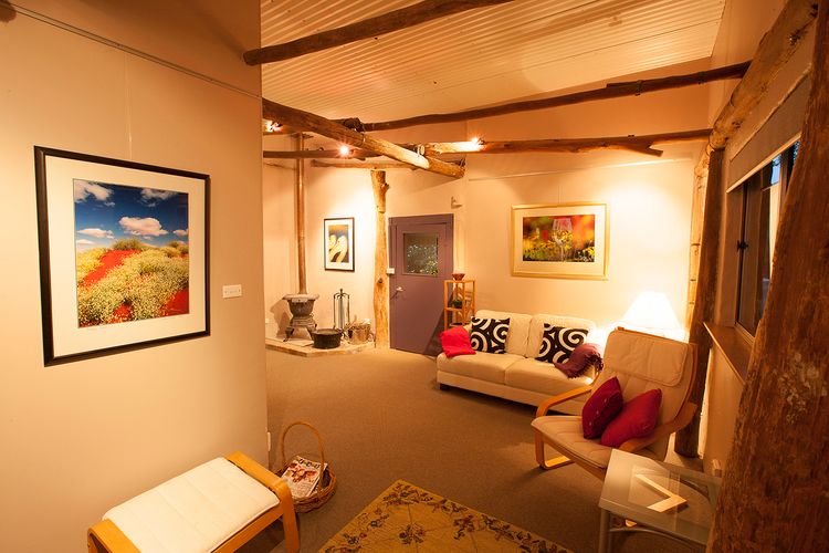 Lyrebird Studio – Secluded Retreat in the Watagans. 20 min drive to Cessnock