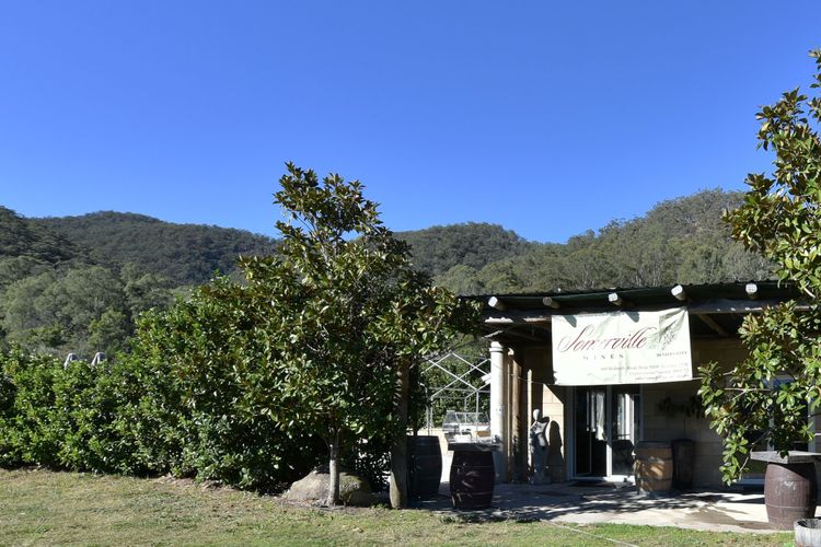 Somerville Wine Cottage Hideaway  3-Bedroom Cottage Near Broke Wineries