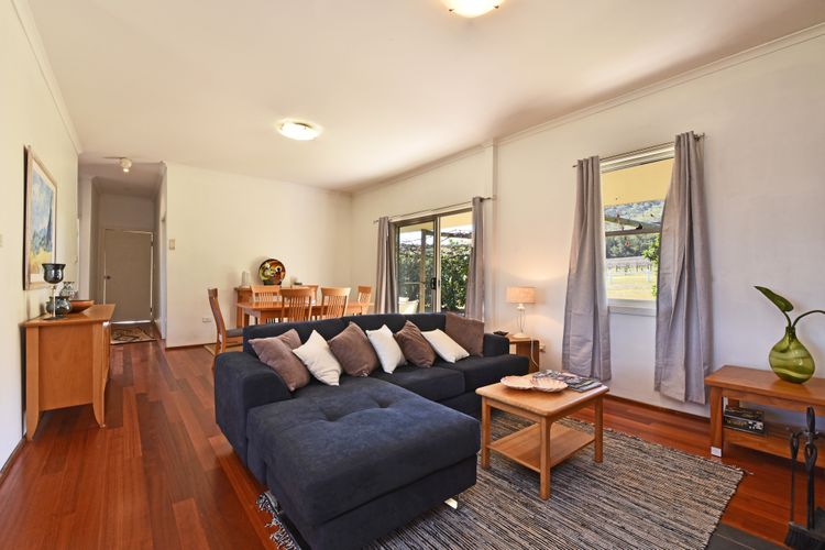 Somerville Wine Cottage Hideaway  3-Bedroom Cottage Near Broke Wineries